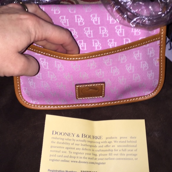 Dooney and Bourke cross body - Picture 5 of 5